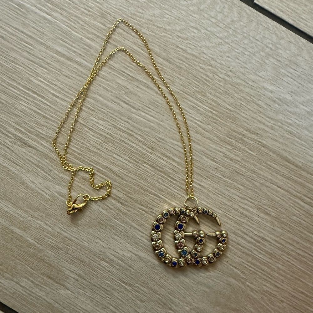 PRELOVED Gucci Gold Necklace charm